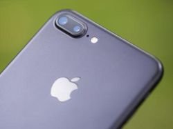 10 Fitur Ikonik iPhone yang Hilang Ditelan Zaman