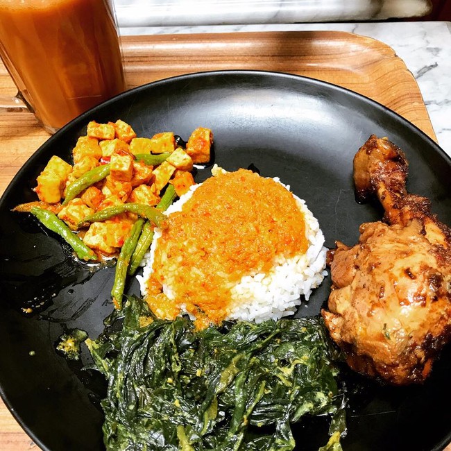 Makanan Paling Aneh di Dunia Hingga Nasi Padang Paling Enak di Singapura