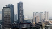 Kepala BPS Suhariyanto atau yang akrab disapa Ketjuk mengatakan, dari sisi domestik, pertumbuhan ekonomi kuartal II 2017 dipengaruhi oleh belanja pemerintah yang meningkat dibandingkan kuartal II 2016, di mana belanja pemerintah mencapai Rp493,29 triliun atau sebesar 23,71 persen dari target.