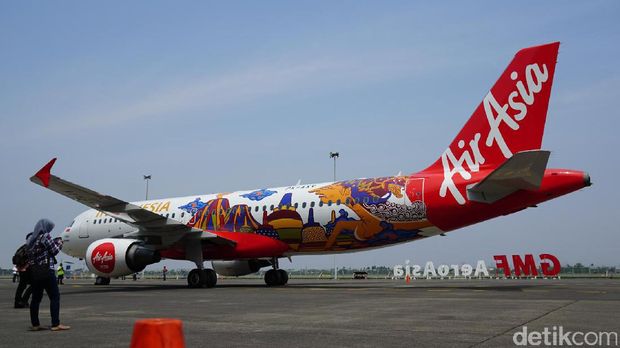 AirAsia Luncurkan Pesawat Bergambarkan Borobudur dan Bromo