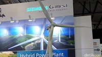 Pembangunan PLTB Sidrap ini dilakukan oleh Independent Power Producer (IPP) asal Amerika Serikat, UPC Renewables dan telah melakukan PPA atau tandatangan jual beli listrik dengan PLN pada Agustus 2015.