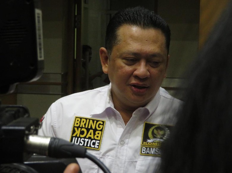 Bambang Soesatyo: Tak Ada Satu Pun Fraksi di DPR Setujui LGBT Bambang Soesatyo: Tak Ada Satu Pun Fraksi di DPR Setujui LGBT