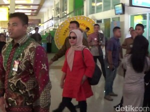 Melihat Iriana Jokowi yang Mulai Sibuk Siapkan Pernikahan Kahiyang