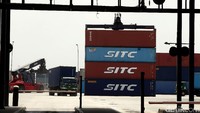 Cikarang Dry Port merupakan Kawasan Pelayanan Pabean Terpadu (KPPT) pertama dan satu-satunya di Indonesia.