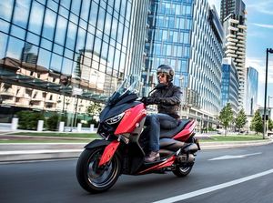Yamaha XMAX Kini Ada Mesin 125 cc