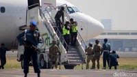 Prajurit TNI AL berhasil melumpuhkan pembajak, salah satunya ditembak.