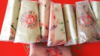 Ini salah satu penjual es potong yang populer, Es Kimo. Ada es potong rasa tutu fruiti yang klasik. Es krim dengan paduan potongan sukade.Foto: Istimewa