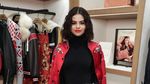 Bikin Iri! Keakraban Cinta Laura dan Selena Gomez