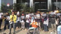 Koalisi itu terdiri dari LBH Jakarta, LBH Pers, KontraS, ICW, Truth Banten, BEM UI, GAK, YLBHI, dan Transparency II (Foto: Faiq Hidayat/detikcom)