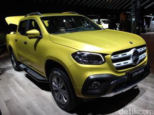 Ini Kata BMW Soal Pikap Mewah Mercy