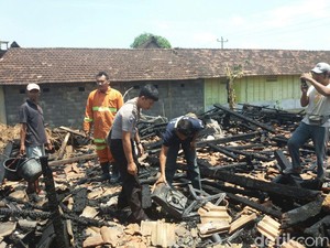 Gara-gara Lontong, Satu Rumah di Blora Ludes Gosong