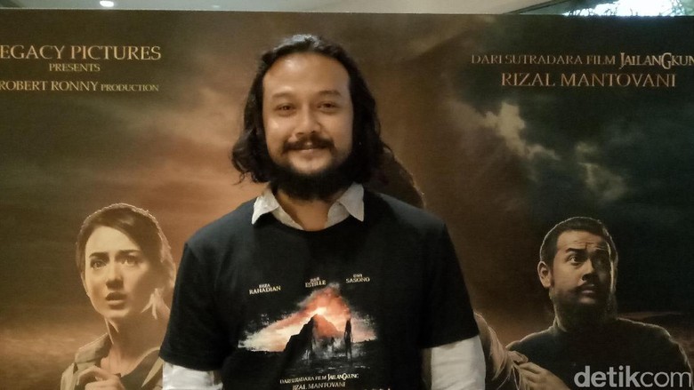 Obrolan Dwi Sasono dengan Sosok Spiritual Berujung Film Gerbang Neraka Obrolan Dwi Sasono dengan Sosok Spiritual Berujung Film Gerbang Neraka