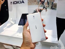 Menggenggam Trio Android Nokia Anyar di Jakarta