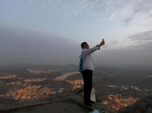 Jemaah Haji Kunjungi Jabal Nur dan Gua Hira di Sela Ibadah Haji