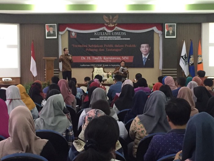 Pimpinan DPR: Pelaksanaan Dana Desa Harus Ekstra Prudent
