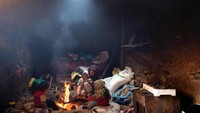 Di Pegunungan Atlas, Maroko hiduplah penduduk dari Desa Berber. Kehidupan masyarakatnya bisa dibilang jauh dari kata nyaman (Youssef Boudlal/Reuters)
