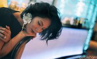 Tara Basro saat pemotretan Celeb of The Month 