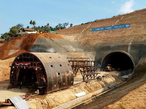 Tembus Bukit, Begini Perkembangan Konstruksi Tol Cisumdawu