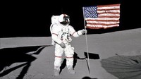 Astronot Amerika pertama yang menjelajah luar angkasa, Alan Shepard, dikabarkan memiliki vertigo. Karena kondisinya itu sejak tahun 1964 Alan tak diizinkan lagi untuk untuk naik roket. (Foto: BBC)