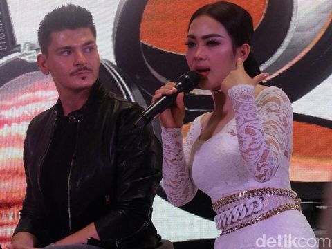 Wow, Mario Dedivanovic Samakan Syahrini dengan Kim Kardashian