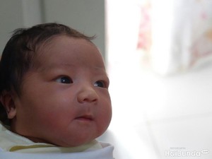 Inspirasi Nama Bayi yang Berarti Matahari