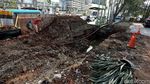 Saluran Air di Jalan KH Noer Ali Diperbaiki