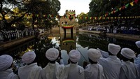 Kerajaan dongeng. Bangunan kolonial Inggris dan Belanda memang menjamur di Afrika bagian timur, namun Ethiopia tetap dengan kerajaan dongengnya sendiri. Yang tersisa dari pendudukan Italia adalah istana Fasilides, Iyasu, dan Mentwab di bekas ibukota kekaisaran Gondar. Gondar berjarak lima jam ke arah barat daya Aksum (Dok. CNN Travel)