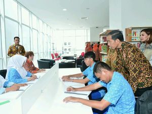 Jokowi Minta Ada Alokasi Dana Desa untuk Perpustakaan