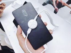 Menggenggam Trio Android Nokia Anyar di Jakarta