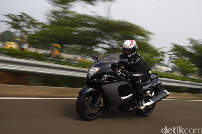 Milenial Juga Suka Tunggangi Motor