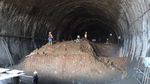 Foto: Terowongan di Tol Cisumdawu yang Tembus Bukit