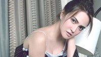 Ia terlihat cantik dan mempesona kala berpose. Dok. Instagram/shandyaulia