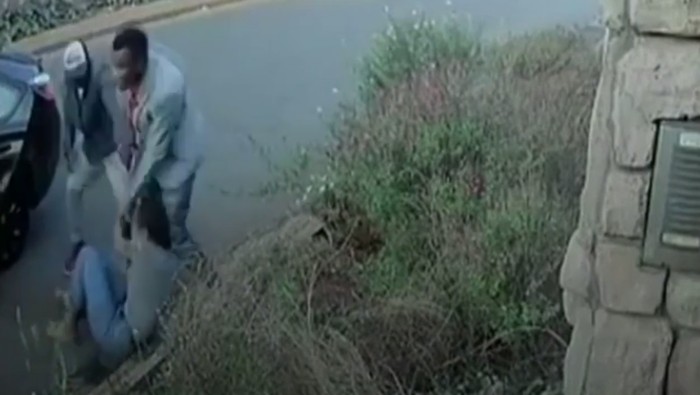 Demi Tesis, Mahasiswi Ini Nekat Bertarung Lawan Perampok