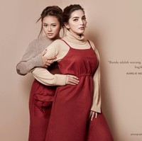 Menjalani sesi foto bersama Mario Photographie, Ashanty dan Aurel tidak terlihat seperti ibu dan anak tiri. Foto: Dok. Instagram