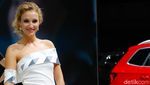 Senyum Manis di Frankfurt Motor Show