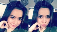 Wanita yang usianya lebih muda satu tahun dari Ilham itu terlihat cantik dengan gayanya itu. Dok. Instagram/nadinesyahria