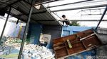 Kios-kios di Pisangan Baru Dibongkar
