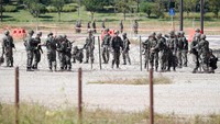 Korsel mendesak Korut untuk segera menghentikan aksi provokasi sembrono dan kembali ke meja perundingan.