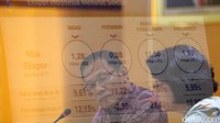 Menurut Kepala BPS Kecuk Suhariyanto, impor Indonesia di Agustus 2017 tercatat turun tipis 2,88% dibandingkan bulan sebelumnya. Nilainya US$ 13,49 miliar.