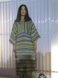 Lekat Bawa Keindahan Tenun Baduy Ke Panggung Paris Fashion Week