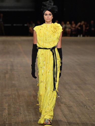 Bye Kendall Jenner! Model Baru Ini Curi Perhatian di New York Fashion Week