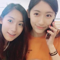 Yumeng dan Yutong juga sama-sama memiliki senyum manis dan menawan yang membuat mereka banyak dikagumi netizen. Pada akun Instagram, Yumeng sendiri telah memiliki followers lebih dari 42 ribu. Sementara itu, kembarannya, Yutong memiliki jumlah pengikut 31 ribu lebih. Foto: Instagram