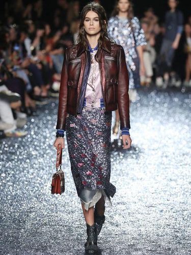 Bye Kendall Jenner! Model Baru Ini Curi Perhatian di New York Fashion Week