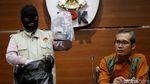 KPK Tunjukkan Uang Suap OTT Kota Banjarmasin