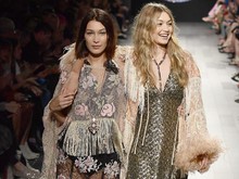 Deretan Selebritas Hollywood Marah Israel Bantai Pengungsian di Rafah