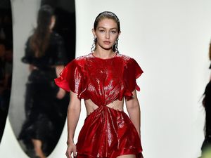 Foto Gigi Hadid dan 9 Artis Dunia yang Hamil di Tengah Pandemi Corona