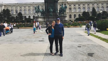 Jennifer juga terkesan karena orang tuanya sangat bekerja keras walau sudah begitu kaya. Mereka terus belajar dan bersemangat untuk membuat dunia tempat yang lebih baik, cetusnya. Foto: Instagram