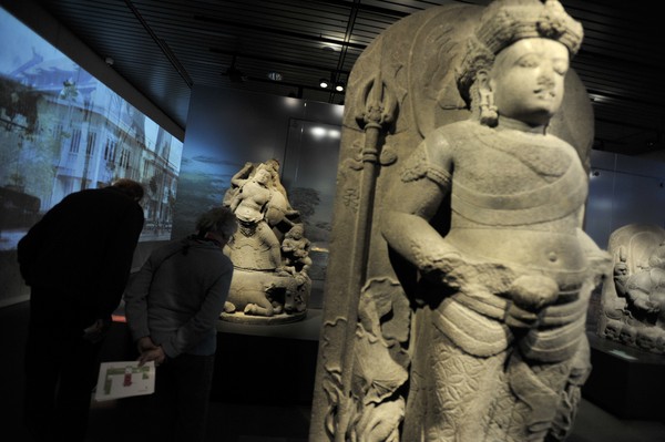 Arca di Candi Singosari tidak lengkap. Beberapa dibawa ke Belanda dan kini dipamerkan di museum yang berada di Museum Volkenkunde di Leiden, Belanda.Foto: ANTARA Foto Arca di Candi Singosari tidak lengkap. Beberapa dibawa ke Belanda dan kini dipamerkan di museum yang berada di Museum Volkenkunde di Leiden, Belanda.Foto: ANTARA Foto