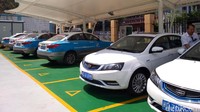 Pengelolaan SPBU listrik ini salah satunya dipegang oleh Badan Usaha Milik Negara (BUMN), State Grid Corporation of China (SGCC). Namun ada juga SPBU yang dijalankan oleh operator bus hingga pemerintah kota.