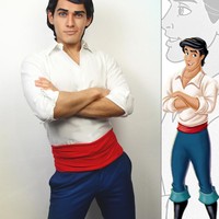 Kalau yang ini saat Stryker berubah jadi Pangeran Eric di cerita The Little Mermaid. Foto: dok. Instagram
